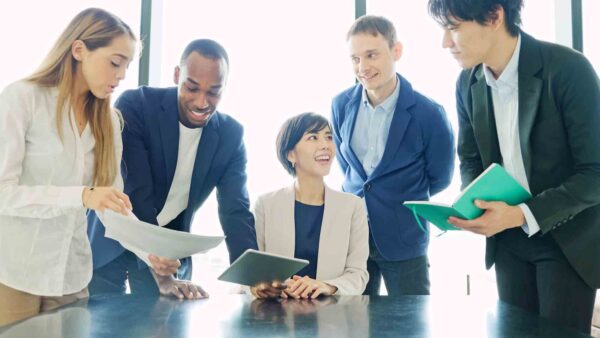 アメリカで働くには？6つの方法と就職・転職の現実的なステップ